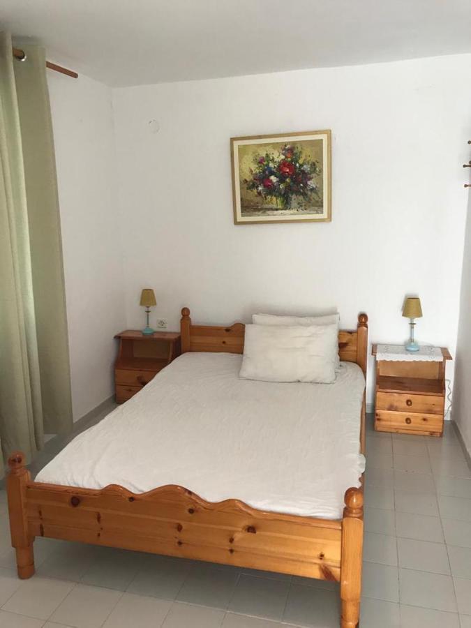 Ferienwohnung Vana Kavos Agia Marina  Exterior foto