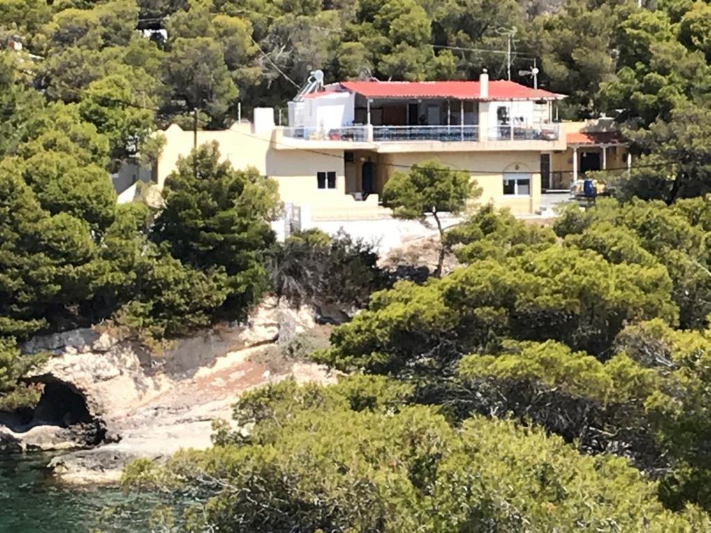 Ferienwohnung Vana Kavos Agia Marina  Exterior foto